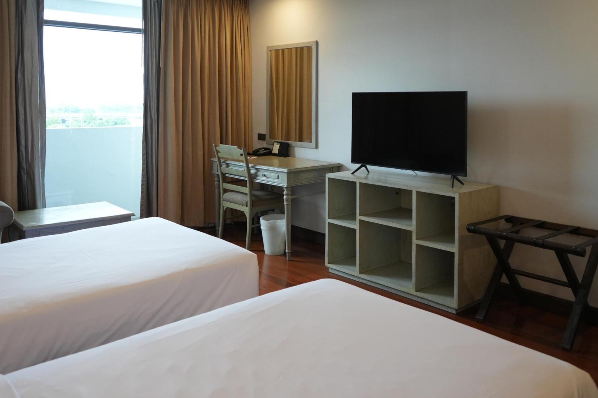 Royal Suite Hotel בנגקוק מראה חיצוני תמונה