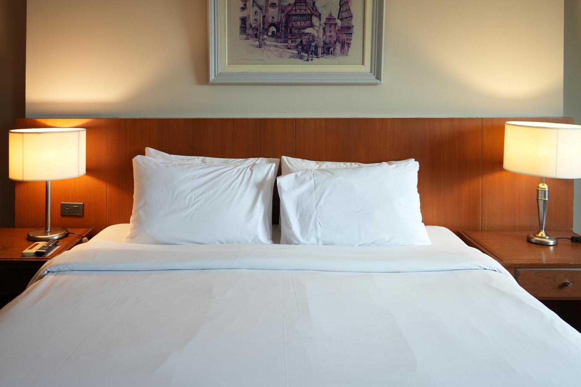 Royal Suite Hotel בנגקוק מראה חיצוני תמונה