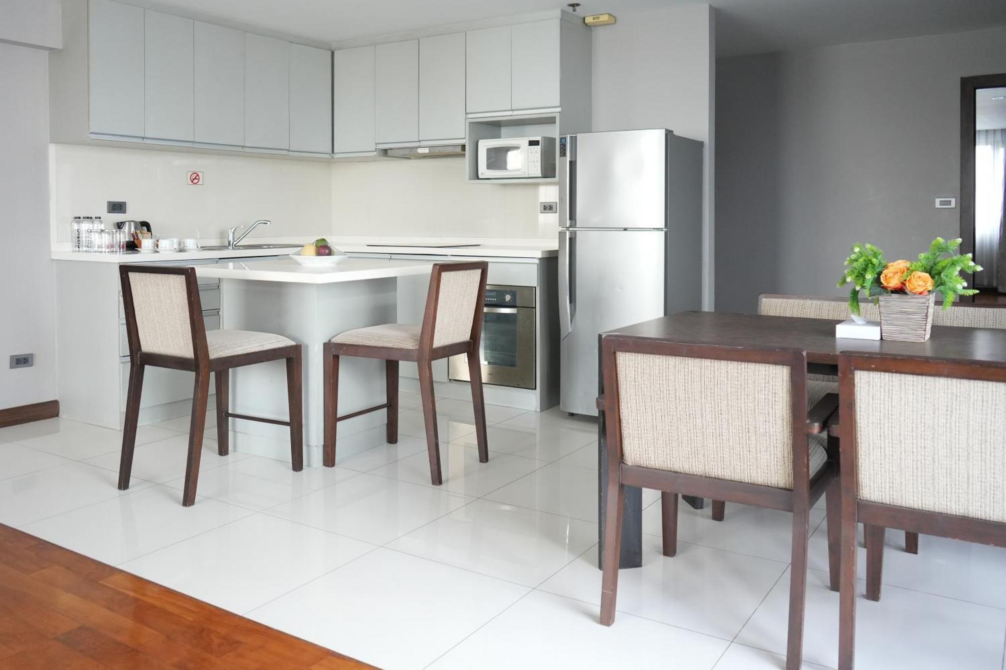 Royal Suite Hotel בנגקוק מראה חיצוני תמונה