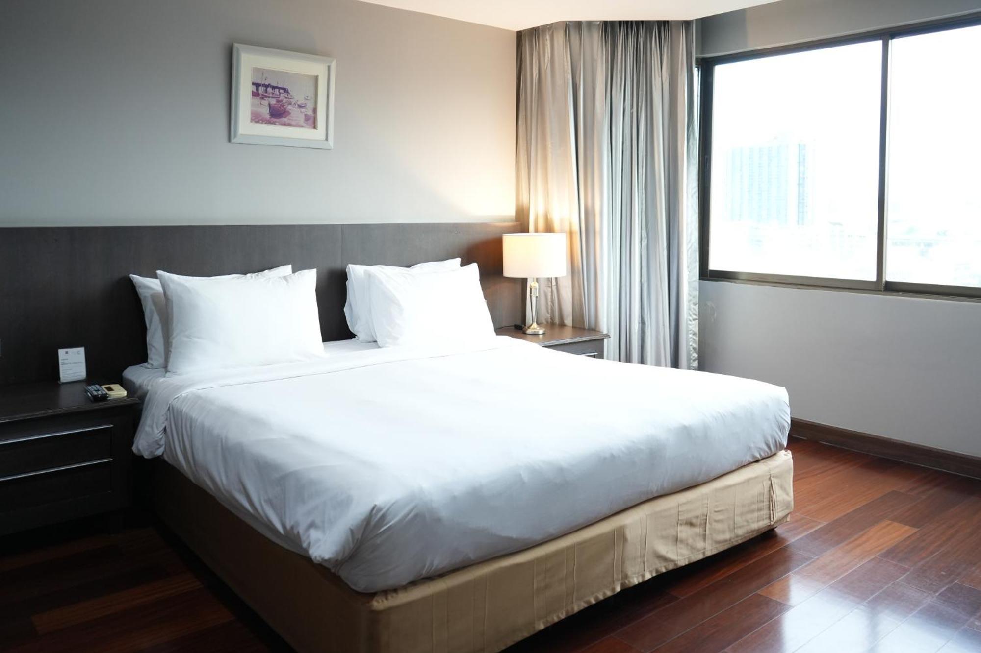 Royal Suite Hotel בנגקוק מראה חיצוני תמונה