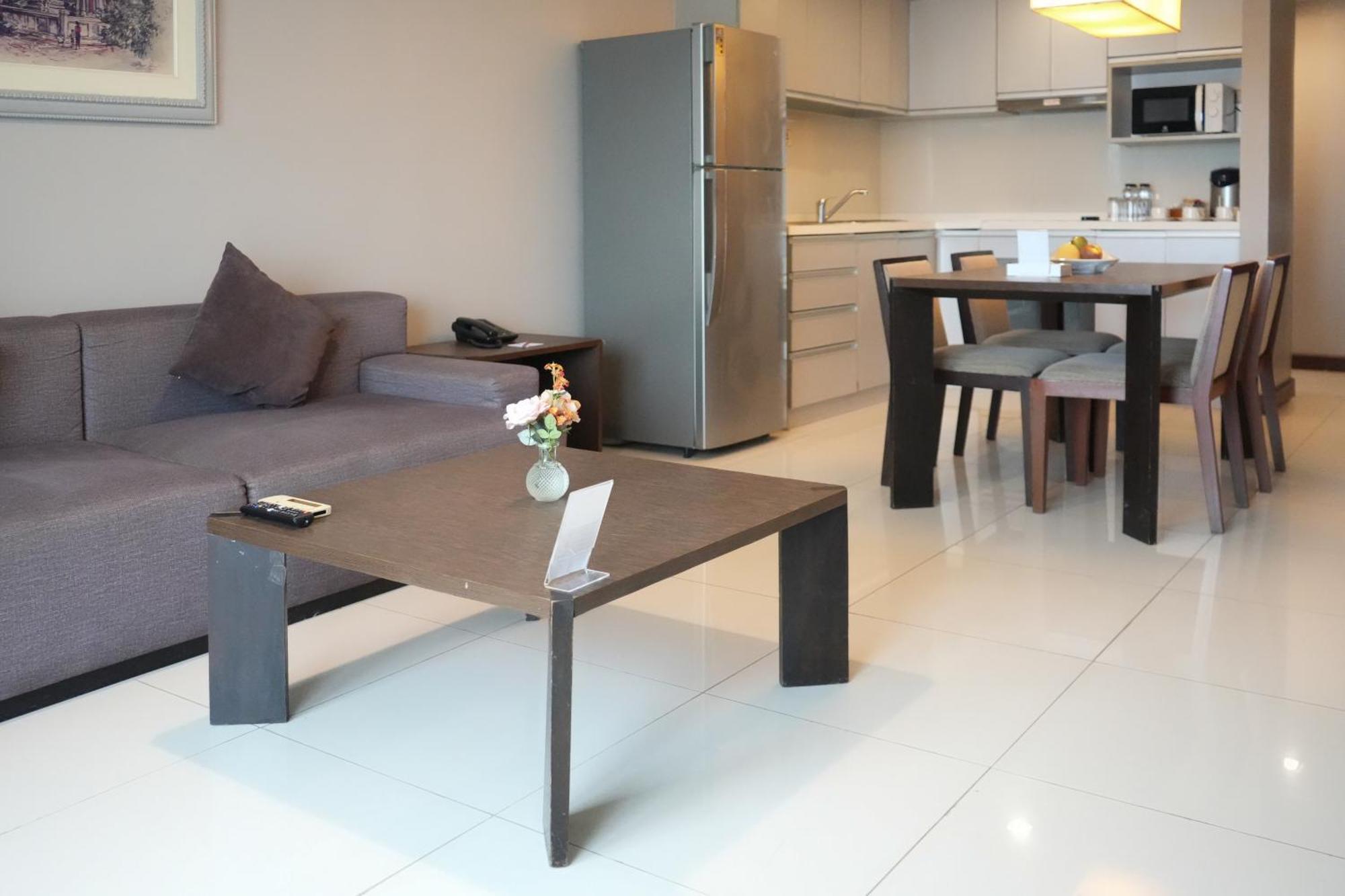 Royal Suite Hotel בנגקוק מראה חיצוני תמונה
