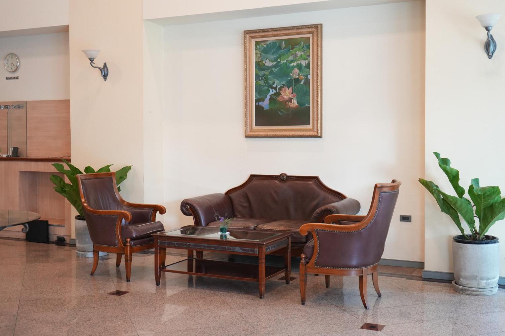 Royal Suite Hotel בנגקוק מראה חיצוני תמונה